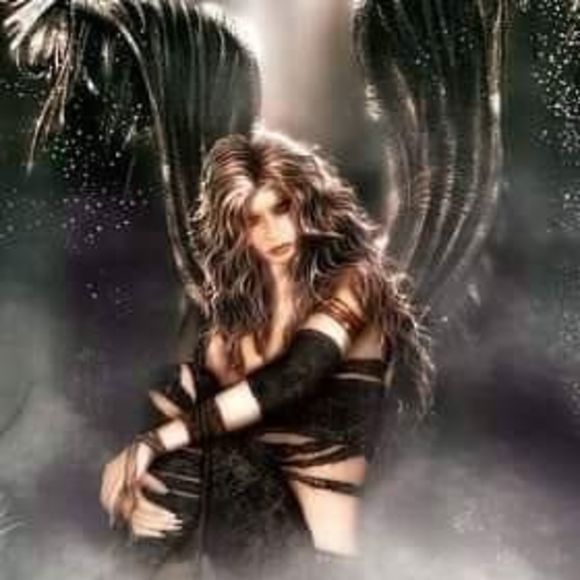 Meet your Posher, Monica - Picture 1 of 1